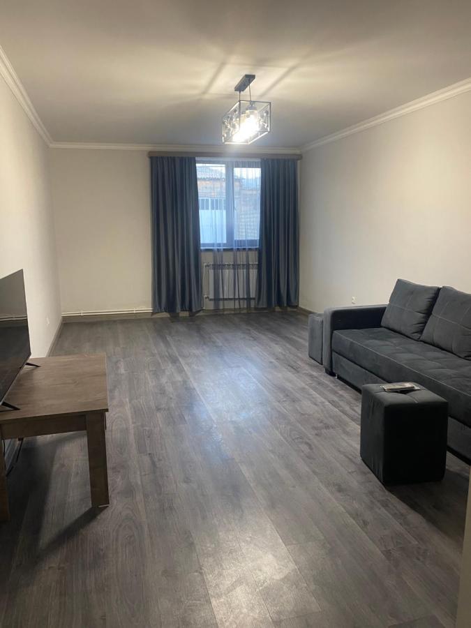 3 Cosy Apartment Near Airport Evn Yerevan Luaran gambar